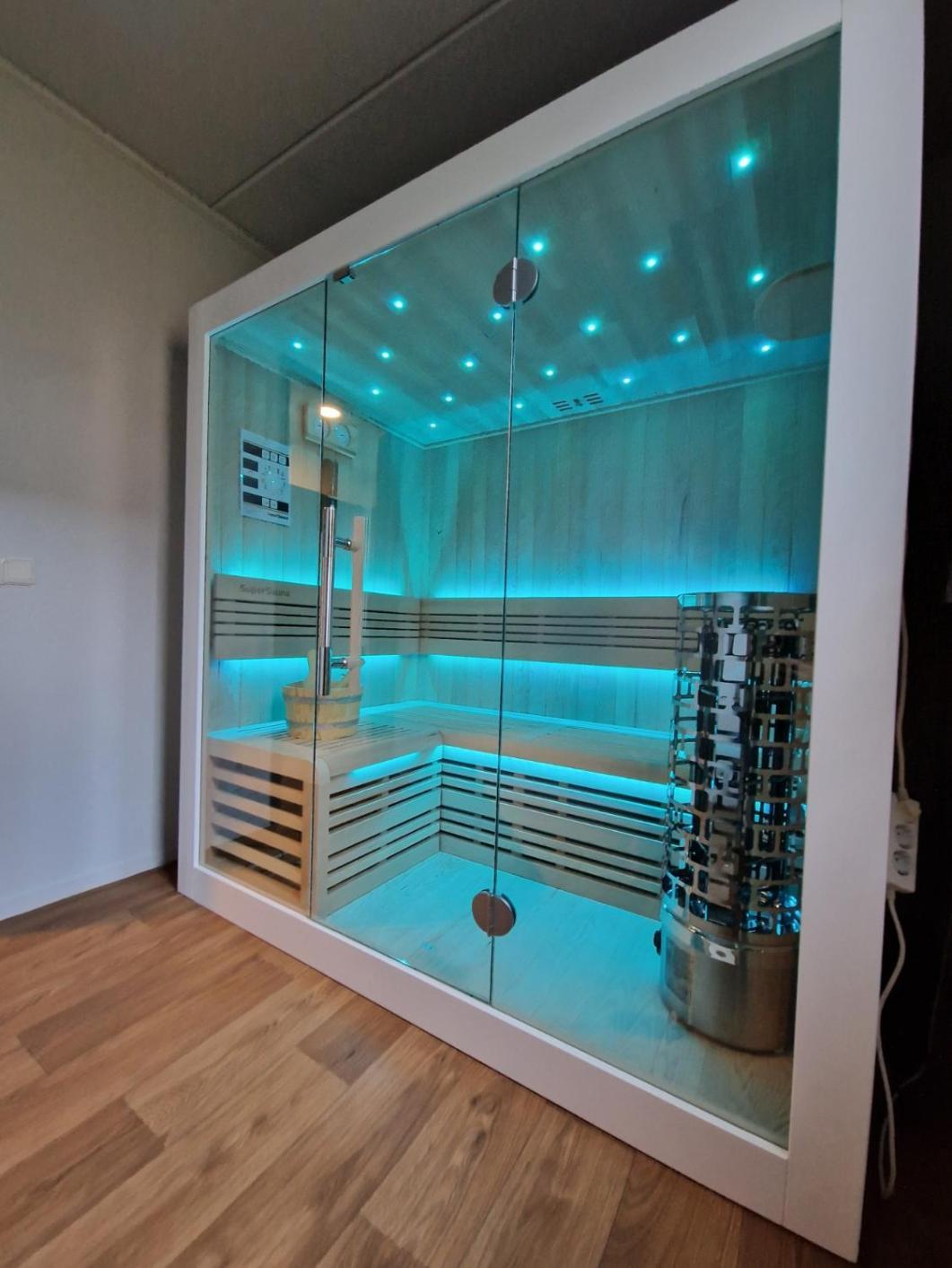 Luxe Vakantiehuisje - Sauna - Natuur - Strand Ewijk Eksteriør billede